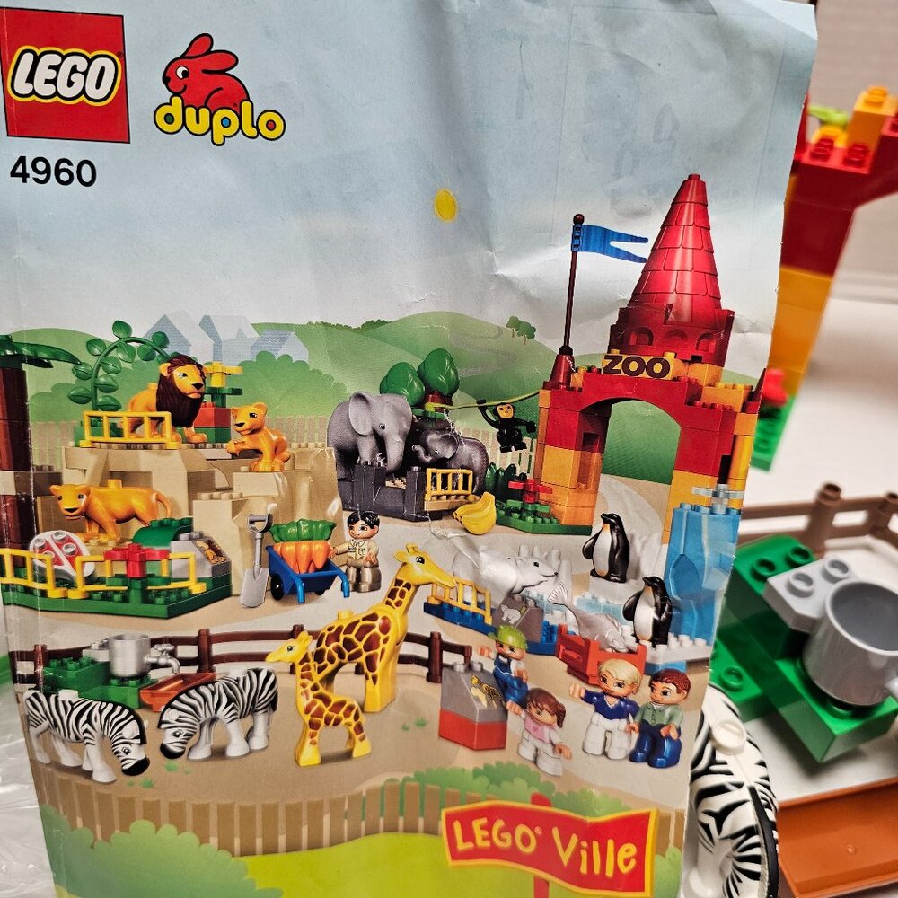 Lego Duplo Deluxe Huge LegoVille 4960 Zoo Set Figures Animals Artic Safari Kids